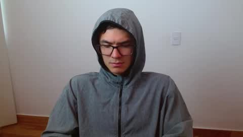 Snapshot of taurus4k chatting on March 1, 2025, 9:26 pm taurus4k online show from March 1, 2025, 9:26 pm