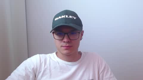 Snapshot of taurus4k chatting on March 5, 2025, 3:29 am taurus4k online show from March 5, 2025, 3:29 am