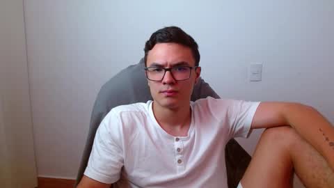 Snapshot of taurus4k chatting on March 6, 2025, 12:10 am taurus4k online show from March 6, 2025, 12:10 am