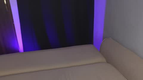 taurussfaiiry online show from May 5, 2026, 7:27 am