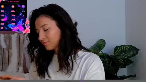 TayaKayan online show from December 18, 2024, 3:04 am