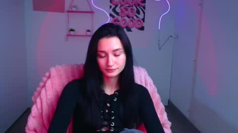 Taya online show from November 11, 2025, 6:35 am