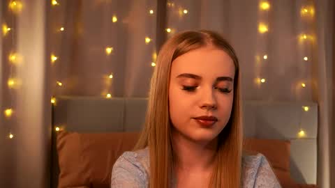 Taya online show from April 21, 2026, 5:06 pm