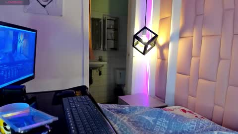 TAYLER online show from January 15, 2026, 3:27 pm