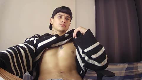 independent model online show from May 29, 2026, 8:01 am