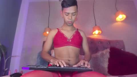 Snapshot of taylor_106 chatting on January 15, 2025, 11:10 am Taylor Duran. online show from January 15, 2025, 11:10 am