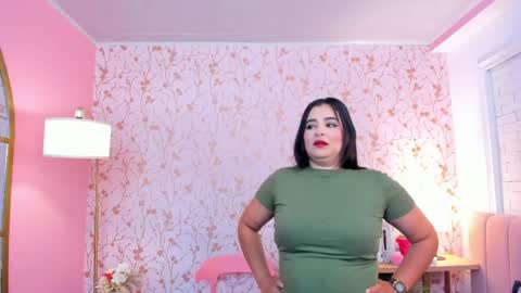 Snapshot of taylor_bennet chatting on April 30, 2026, 12:00 pm Taylor Bennet online show from April 30, 2026, 12:00 pm