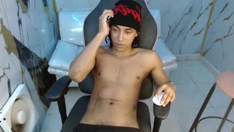 Taylor online show from March 17, 2026, 1:43 am