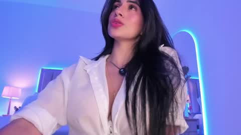 Snapshot of taylor_jonnees chatting on June 4, 2026, 7:09 pm Taylor Help me to get 100 thumbs up online show from June 4, 2026, 7:09 pm