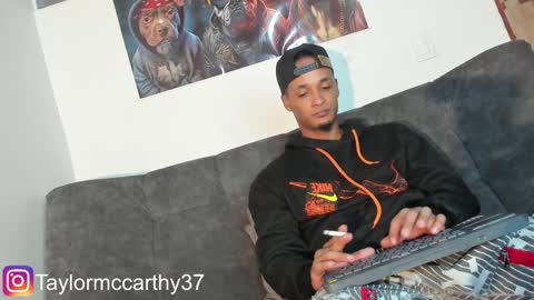 Taylor Mccarthy online show from January 3, 2025, 12:54 am