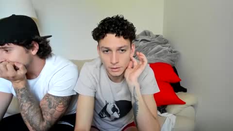 taylorcamz online show from February 12, 2025, 10:37 pm