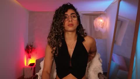 taylormichell online show from February 26, 2026, 8:52 pm