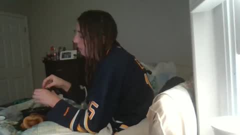 Snapshot of taylorslay chatting on April 26, 2026, 7:33 pm taylorslay online show from April 26, 2026, 7:33 pm