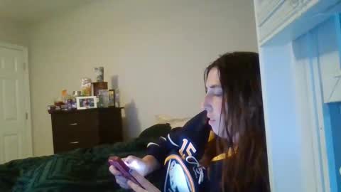 Snapshot of taylorslay chatting on May 17, 2026, 12:19 am taylorslay online show from May 17, 2026, 12:19 am