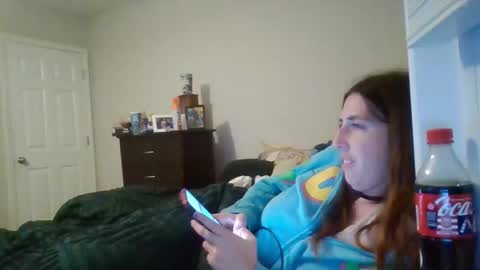 Snapshot of taylorslay chatting on June 8, 2026, 1:28 am taylorslay online show from June 8, 2026, 1:28 am
