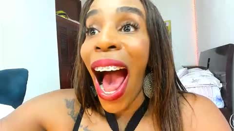 taylorslims online show from November 28, 2025, 7:38 pm