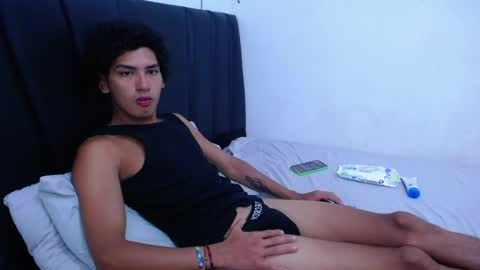 Tayron online show from February 14, 2025, 3:15 pm