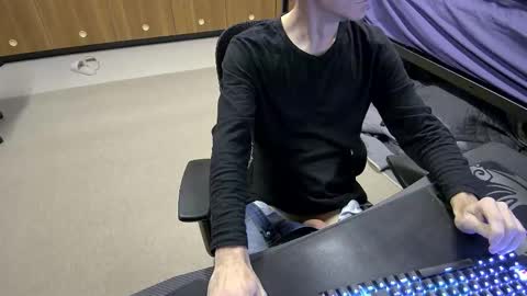 Snapshot of tbone_93 chatting on October 27, 2025, 12:47 am Tbone online show from October 27, 2025, 12:47 am