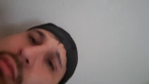 Luis online show from March 11, 2025, 4:51 pm