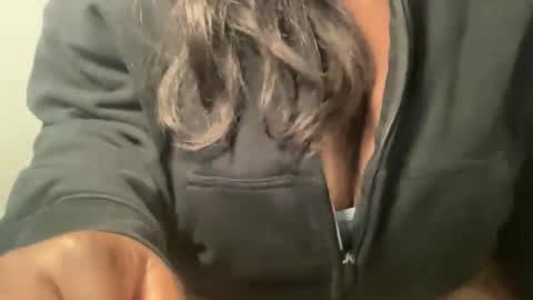 Tiana online show from December 20, 2025, 10:28 pm