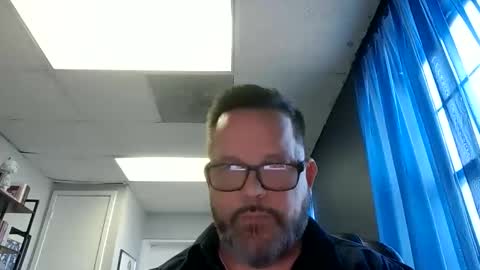 Snapshot of tdhawk87 chatting on February 5, 2026, 10:36 pm tdhawk87 online show from February 5, 2026, 10:36 pm