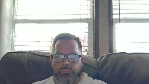 Snapshot of tdhawk87 chatting on February 13, 2026, 8:49 pm tdhawk87 online show from February 13, 2026, 8:49 pm