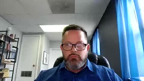 Snapshot of tdhawk87 chatting on March 2, 2026, 6:37 pm tdhawk87 online show from March 2, 2026, 6:37 pm