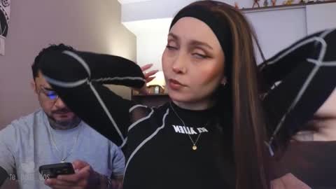 Leo and Luna online show from October 8, 2025, 4:15 pm