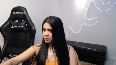 DYNAMITE DUO69 online show from December 30, 2024, 4:40 pm