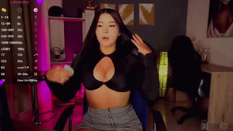 Snapshot of team_soler chatting on February 23, 2025, 3:24 am Loren Soler Sophie Soler 19 years online show from February 23, 2025, 3:24 am