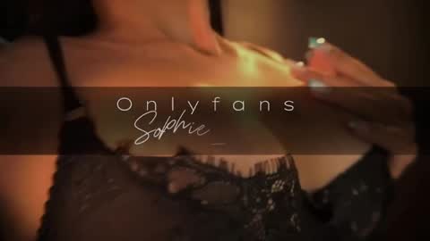 Snapshot of team_soler chatting on February 25, 2025, 10:29 pm Loren Soler Sophie Soler 19 years online show from February 25, 2025, 10:29 pm