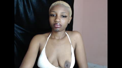 teasexkitty online show from May 19, 2026, 1:56 am