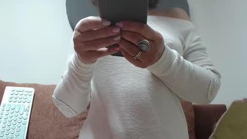 ALICIA--- online show from September 11, 2025, 6:46 am