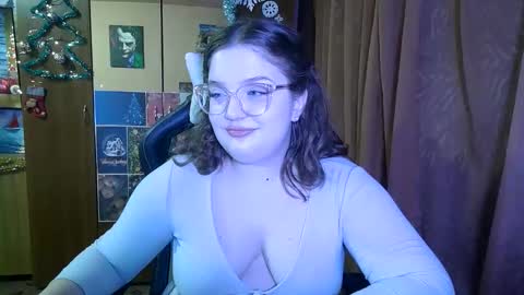 Teasing Dora online show from December 14, 2025, 9:30 pm