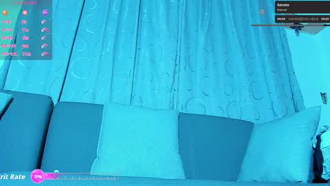 Charlee He online show from November 9, 2025, 4:05 pm