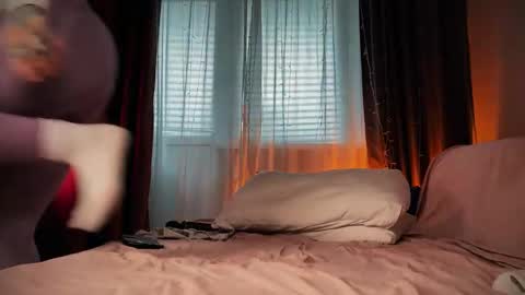 Mary     X TechnoElfff  INST    fansly kissmary online show from February 2, 2026, 8:13 am