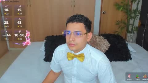 Snapshot of teddy_cowboy chatting on January 4, 2025, 8:59 pm Follow me on Twitter boys ryder and instagram teddyscoot 12 online show from January 4, 2025, 8:59 pm