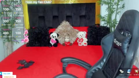 Snapshot of teddy_cowboy chatting on January 10, 2025, 9:34 am Follow me on Twitter boys ryder and instagram teddyscoot 12 online show from January 10, 2025, 9:34 am