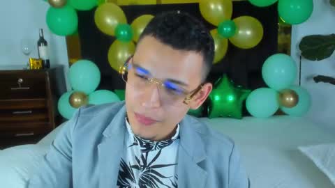 Snapshot of teddy_cowboy chatting on March 11, 2025, 2:21 am Follow me on Twitter boys ryder and instagram teddyscoot 12 online show from March 11, 2025, 2:21 am