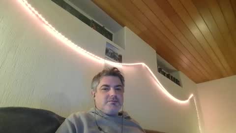 Peter online show from February 8, 2025, 4:25 am