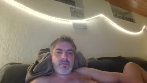 Peter online show from October 2, 2025, 6:37 pm