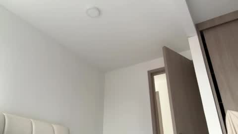 Amy No penetration Virgiin giirl online show from May 14, 2026, 12:23 pm