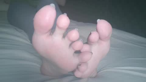 Viv West online show from March 12, 2025, 4:19 am