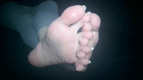 Viv West online show from October 2, 2025, 3:35 am