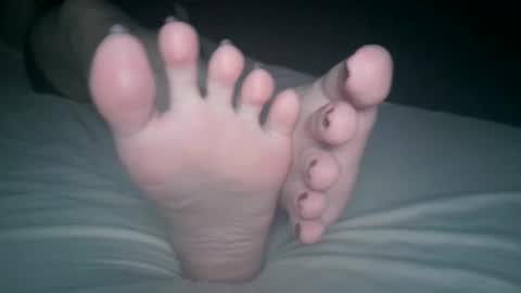 Viv West online show from November 24, 2025, 3:50 am