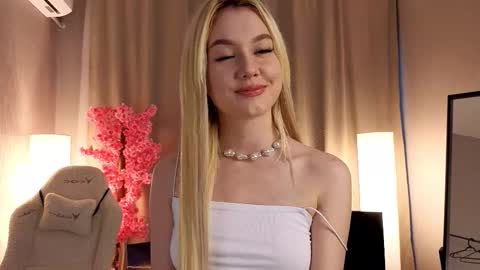 Sofia online show from October 22, 2025, 2:17 pm