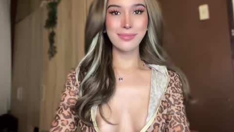 Snapshot of temptationofsex chatting on March 11, 2025, 12:33 am EVA GLASSCOTT online show from March 11, 2025, 12:33 am