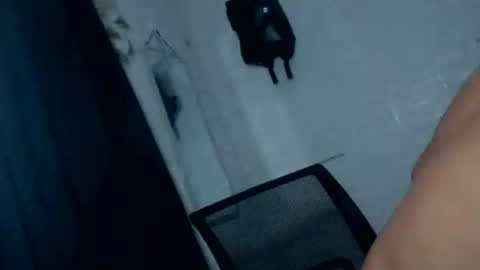 Snapshot of tempting_jon chatting on February 8, 2026, 1:47 pm tempting_jon online show from February 8, 2026, 1:47 pm