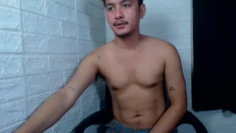 Snapshot of tempting_jon chatting on February 10, 2026, 9:35 am tempting_jon online show from February 10, 2026, 9:35 am