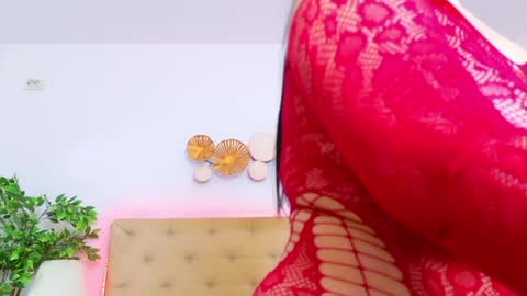 TemptingLuna online show from June 10, 2026, 4:12 am